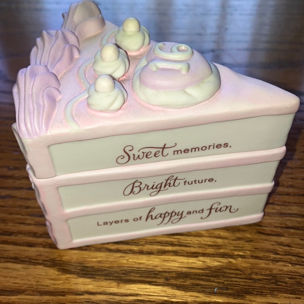 Gently Used - Sweet 16 Trinket Box